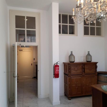 Historic Renovated Apartment With Balcony And Garden View Гауда Екстер'єр фото