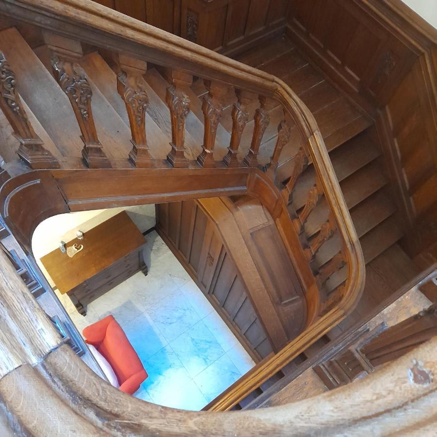 Historic Renovated Apartment With Balcony And Garden View Гауда Екстер'єр фото